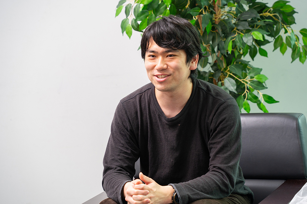 インタビューの様子